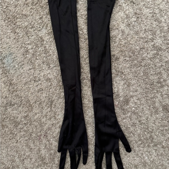 XS NWOT Strapless Black Dress w/ Gloves - Picture 5 of 9